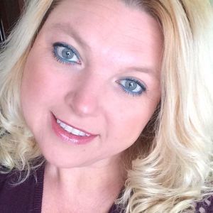 Meet your Posher, Marcia